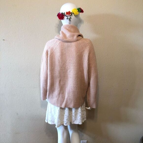 J Crew Ribbed Turtleneck Sweater Size Small - Picture 4 of 8